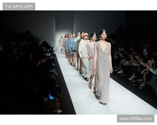 《Hi,上班女郎》：那些闪耀银幕的她们，青春与梦想的代言人